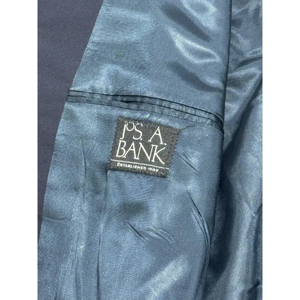 Jos. A. Bank brand jos